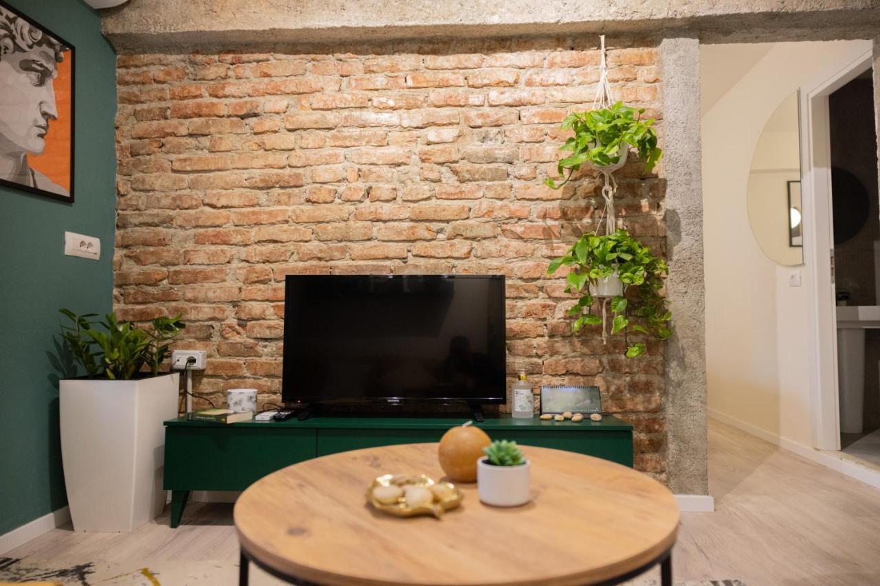 Three Doors Apartments, Kiwi 1+1 Apartment Tiran Dış mekan fotoğraf